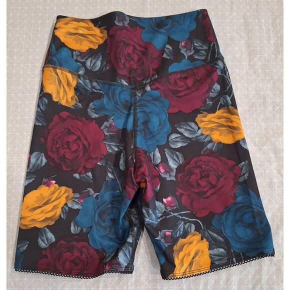 NWOT Nike Women's One Logo Mid-Rise Dri-Fit 7" Shorts /Size XS - Picture 2 of 5